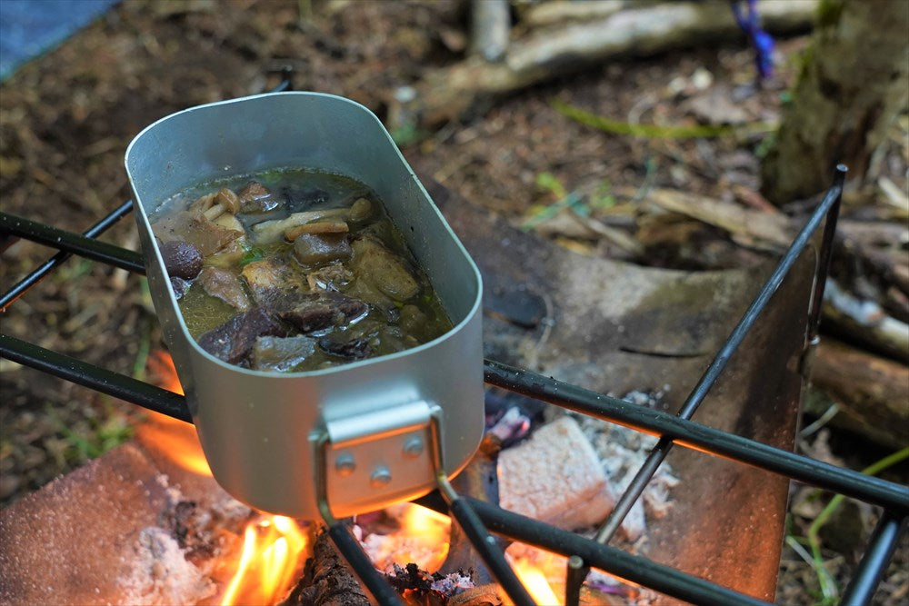 熟成トロ鹿肉の『絶品外飯』 缶詰