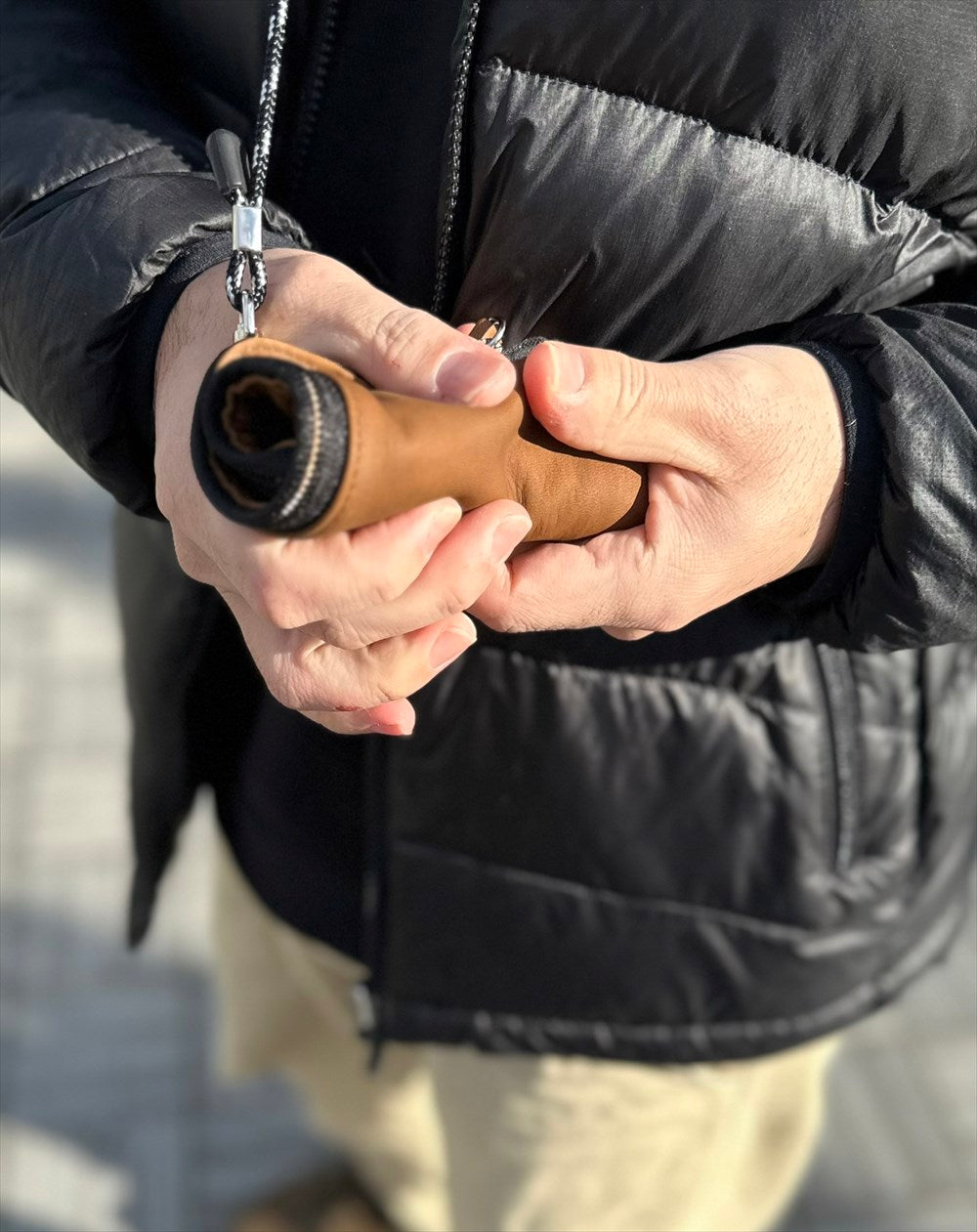 天然エゾ鹿革のスマホショルダーポーチ